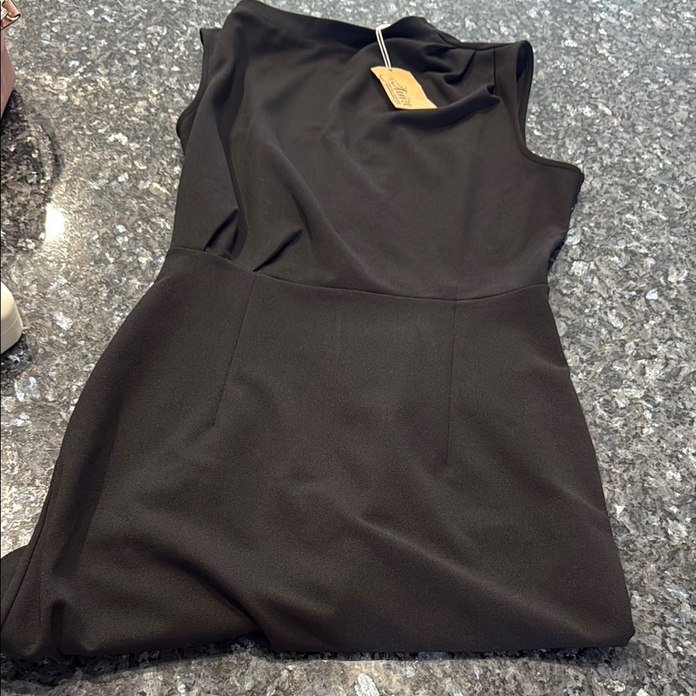 Elegant Black Sleeveless Dress